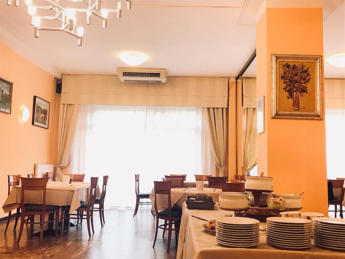 Hotel Europa Arma di Taggia Exteriér fotografie